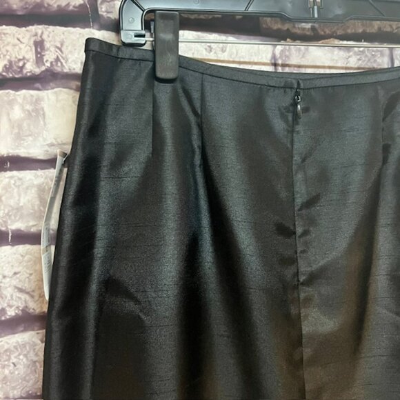 Le Suit NWT Black Fully Lined Skirt Size 12 - Picture 5 of 8